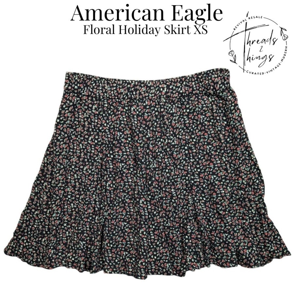 American Eagle Skirt Women XS Holiday Black Red Floral 90s Y2k Coquette Feminine